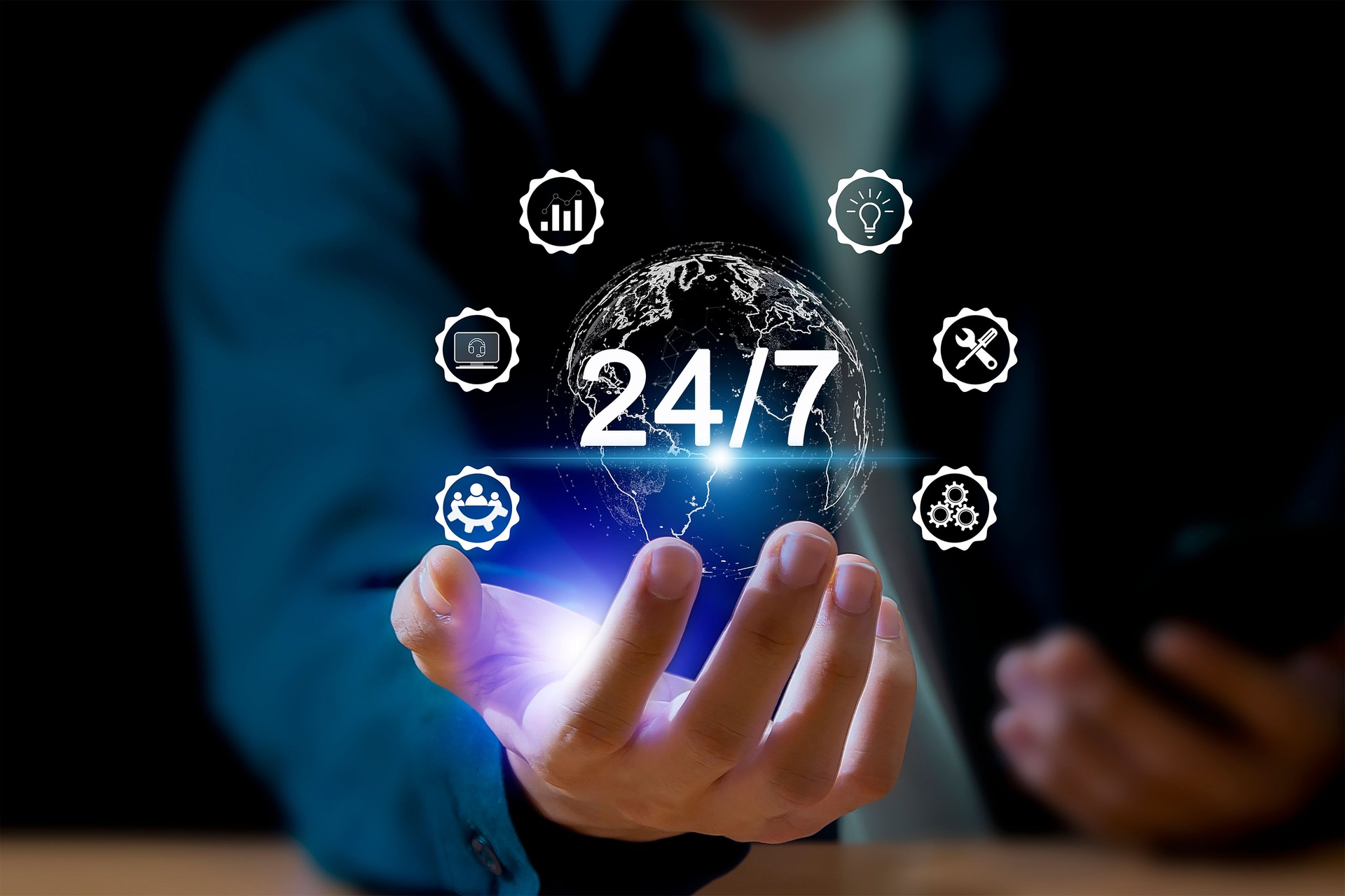 24/7 service, online store concept After-sales service in 24/7 online service with round the clock access to full-time global customer service.